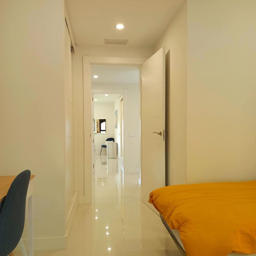 La Paloma Beach Apartment With Pool By Casa Del Sol Hr Manilva Extérieur photo