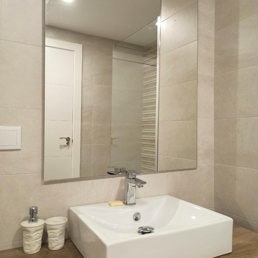 La Paloma Beach Apartment With Pool By Casa Del Sol Hr Manilva Extérieur photo