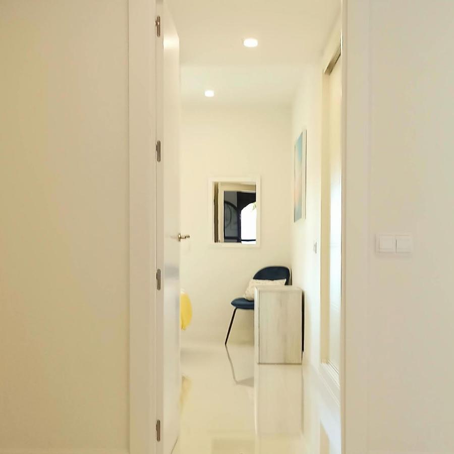 La Paloma Beach Apartment With Pool By Casa Del Sol Hr Manilva Extérieur photo